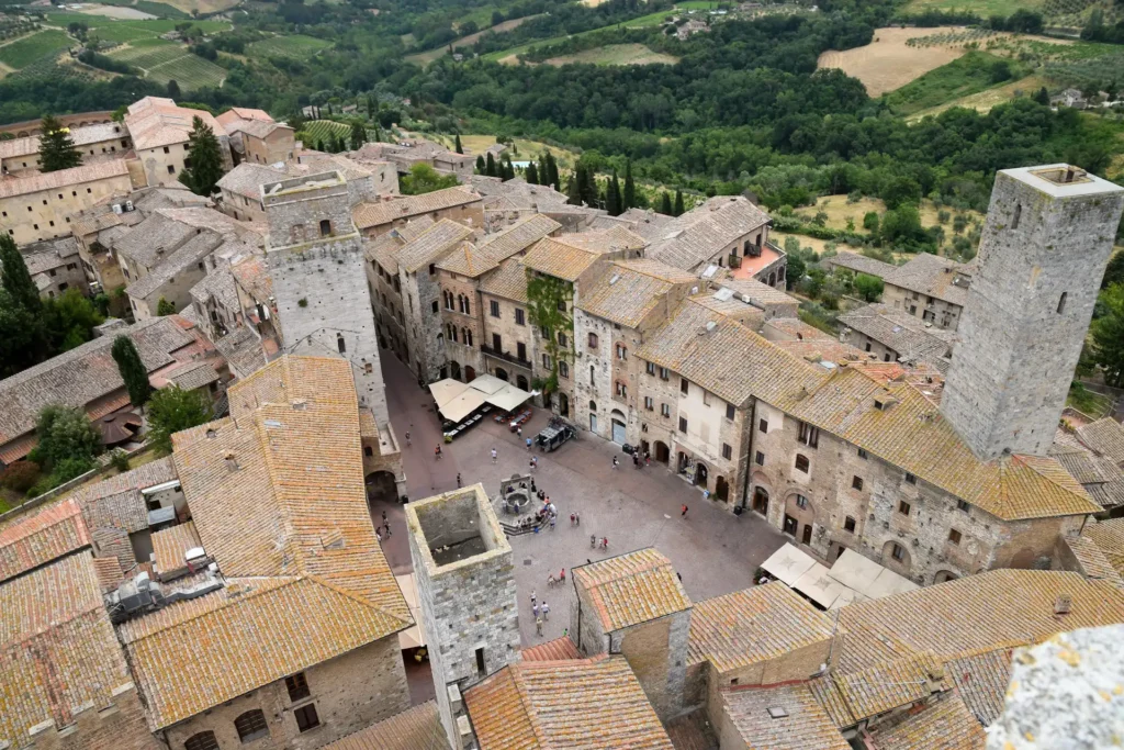 San-Gimignano-joshua-kettle-yVgQJZ0_530-unsplash.webp